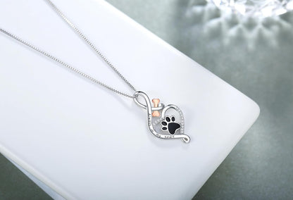 Gelukspootketting met hart-, bot- en oneindigheidssymbool